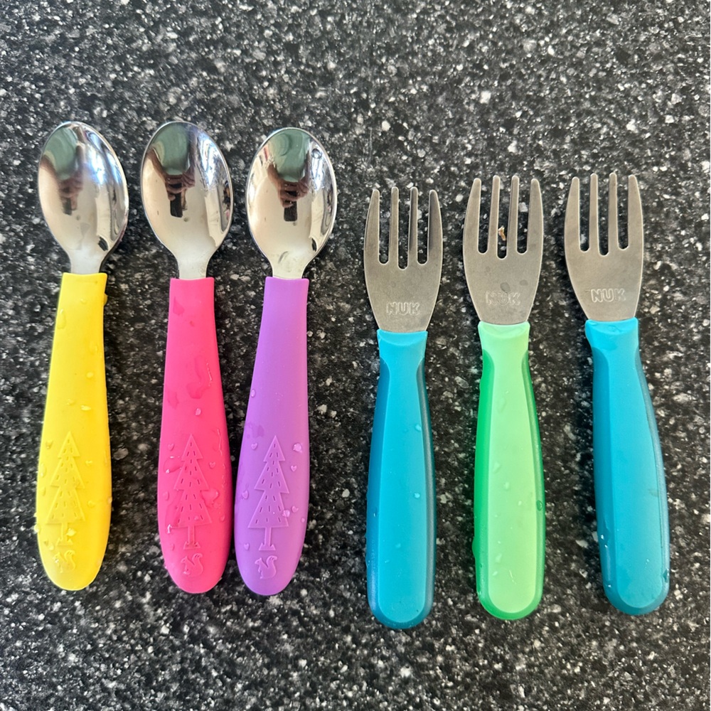 Colorful Baby/KidsUtensil Set - Yellow, Pink, Purple, Blue, Green